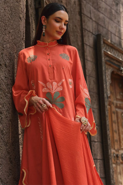 Noor-e-hara kurta set