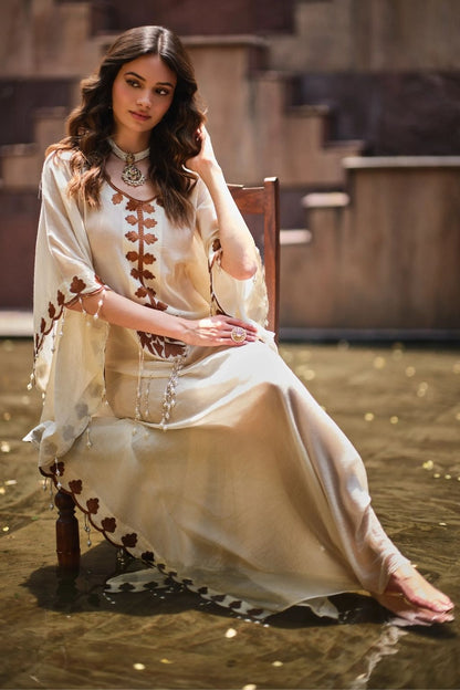 Aangan pearl kaftan-khaki