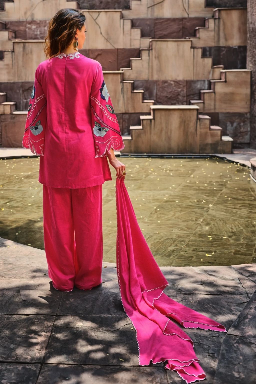 Aangan gulrez kurta set- gulab