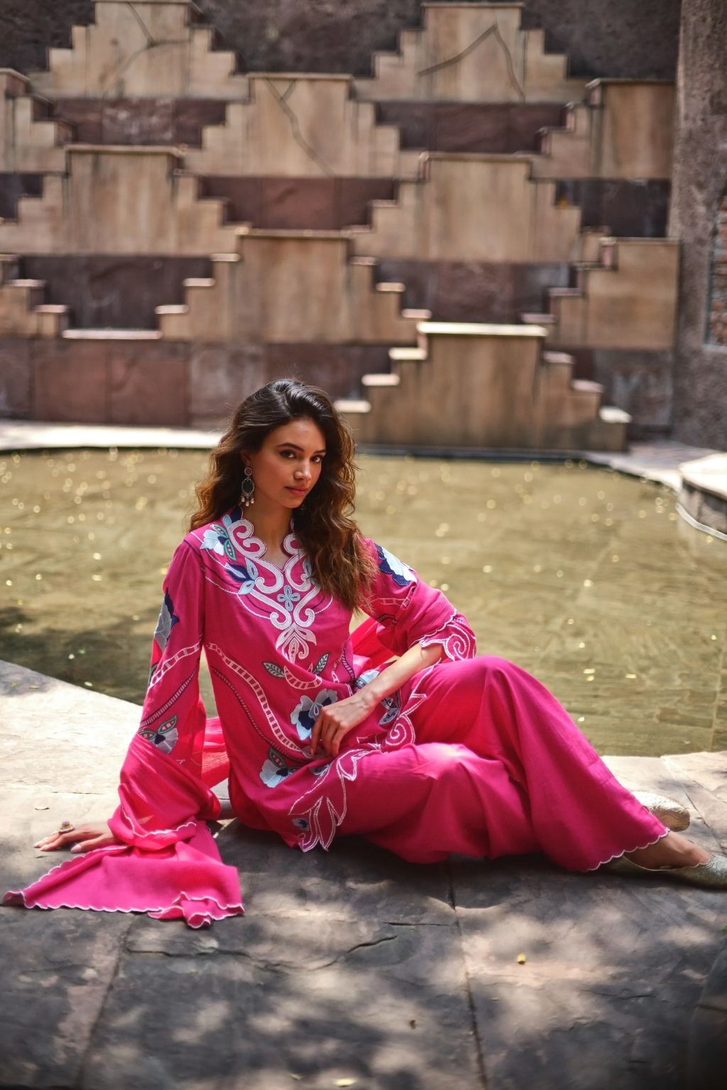 Aangan gulrez kurta set- gulab