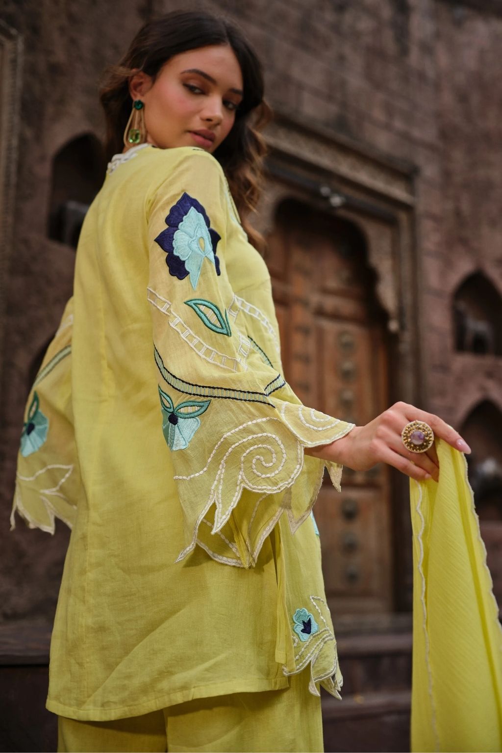 Aangan gulrez kurta set-nimbas rang