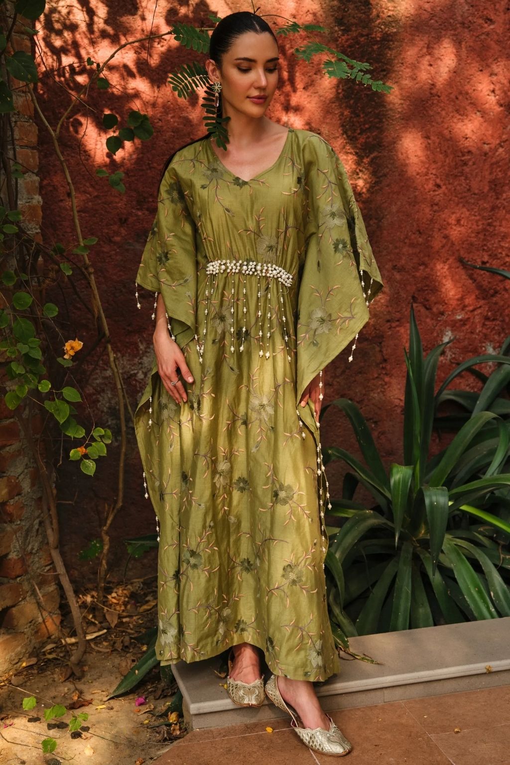 Bageecha moti kaftan-mehndi green