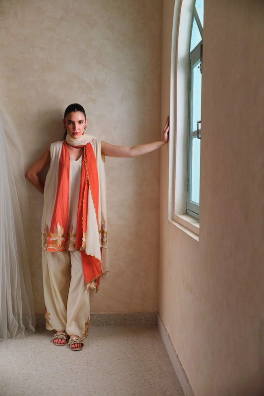 Rooh kali phool kurta salwar set-hara