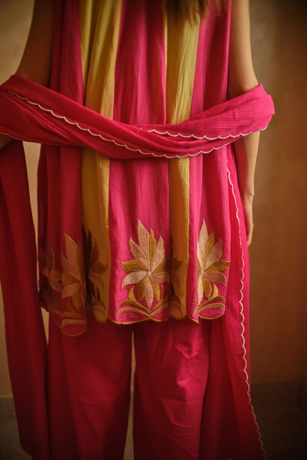 Rooh kali phool kurta salwar set-gulabi