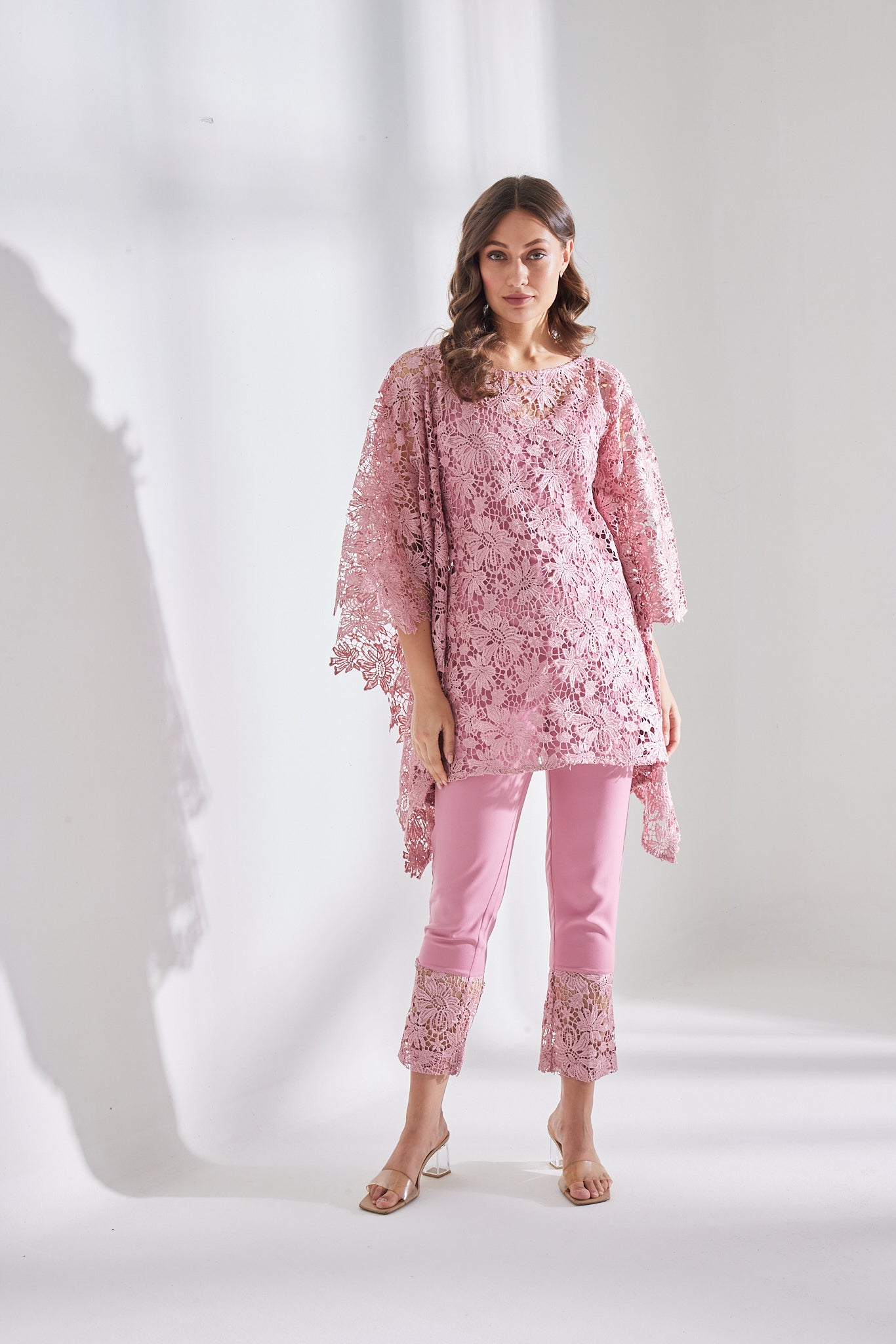 HAZE PINK SCHIFFLI KAFTAN SET