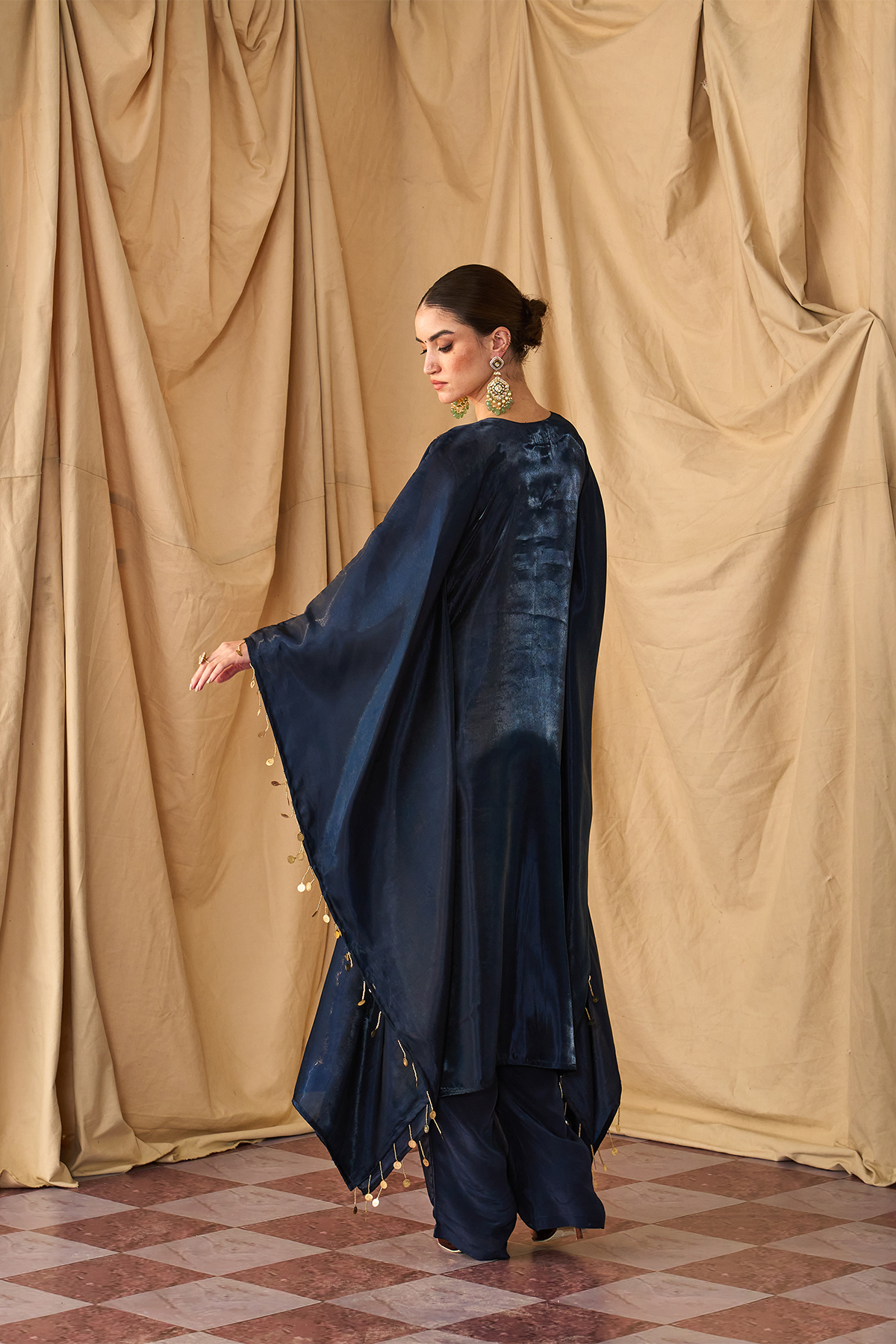 MISHA BHANDARI X RANGEELA SIKKA ORGANZA KAFTAN SET-NEELAM