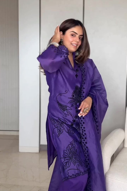 SUFIANA JAMUNI  KURTA SET WITH DUPATTA