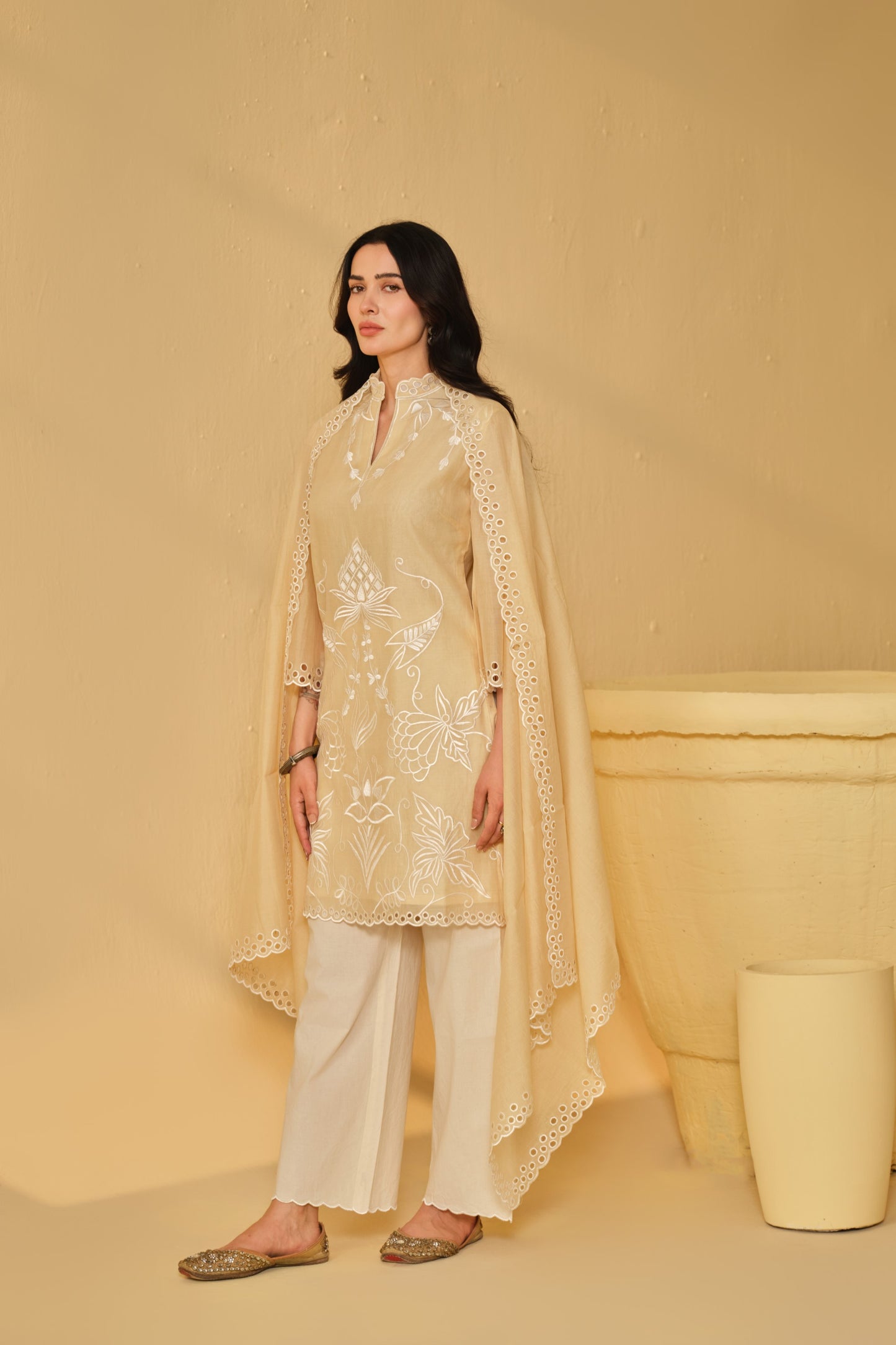SUFIANA HAZE BEIGE KURTA SET WITH DUPATTA
