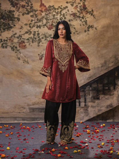 Mastani Sindoor Kala Kurta Set