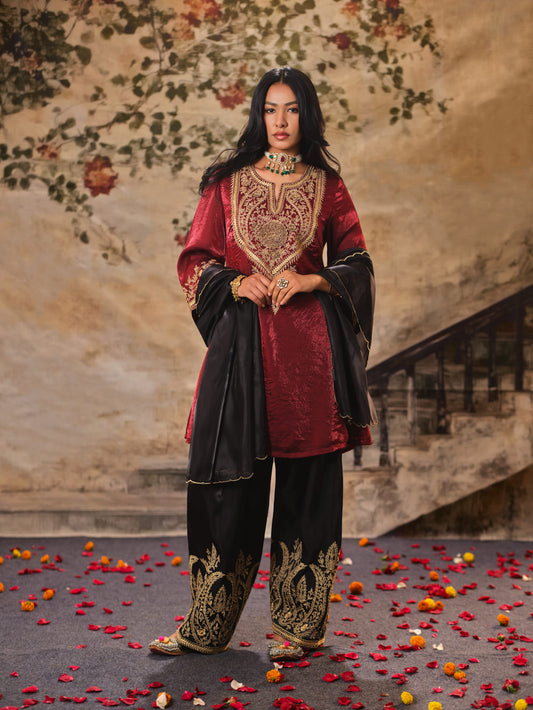 Mastani Sindoor Kala Kurta Set