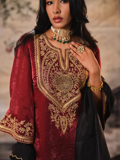 Mastani Sindoor Kala Kurta Set