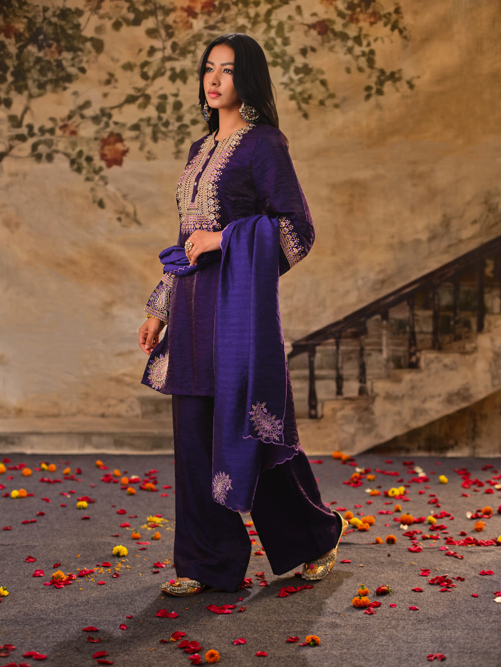 Neelam Ambi Kurta Set