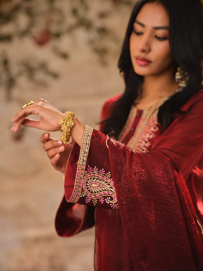Sindoor Ambi Kurta Set