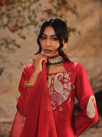 Mastani Afra Lal Kurta Set