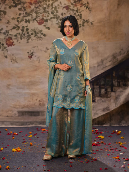 Sunheri Daman Grey Green Kurta Set