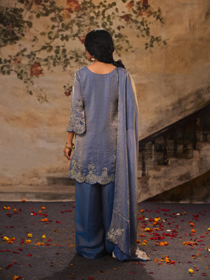 Sunheri Daman Neela Kurta Set