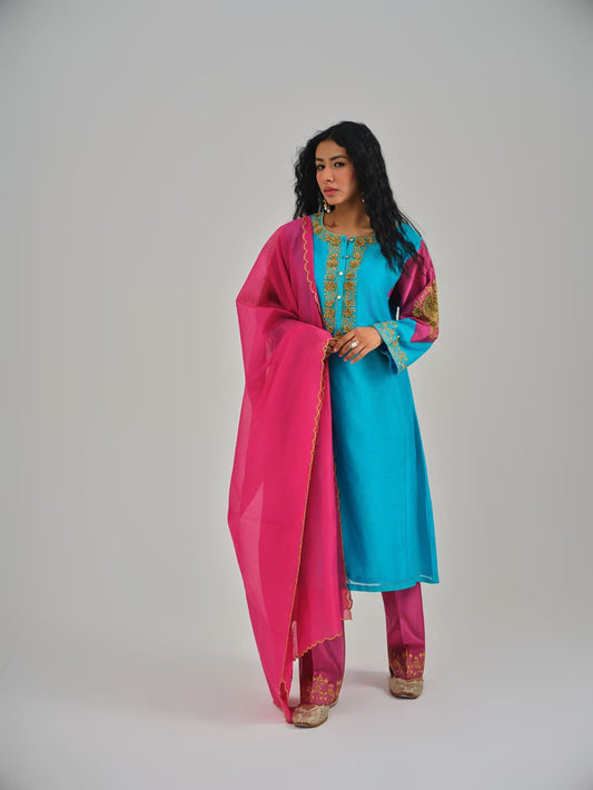 Phoolan Blue Pink Kurta Set
